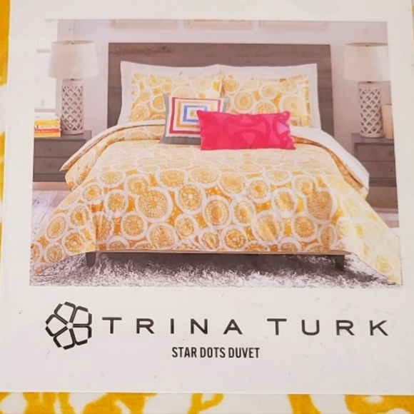 TRINA TURK Star Dots 2-Piece Duvet Cover Set - Twin - Picture 6 of 8